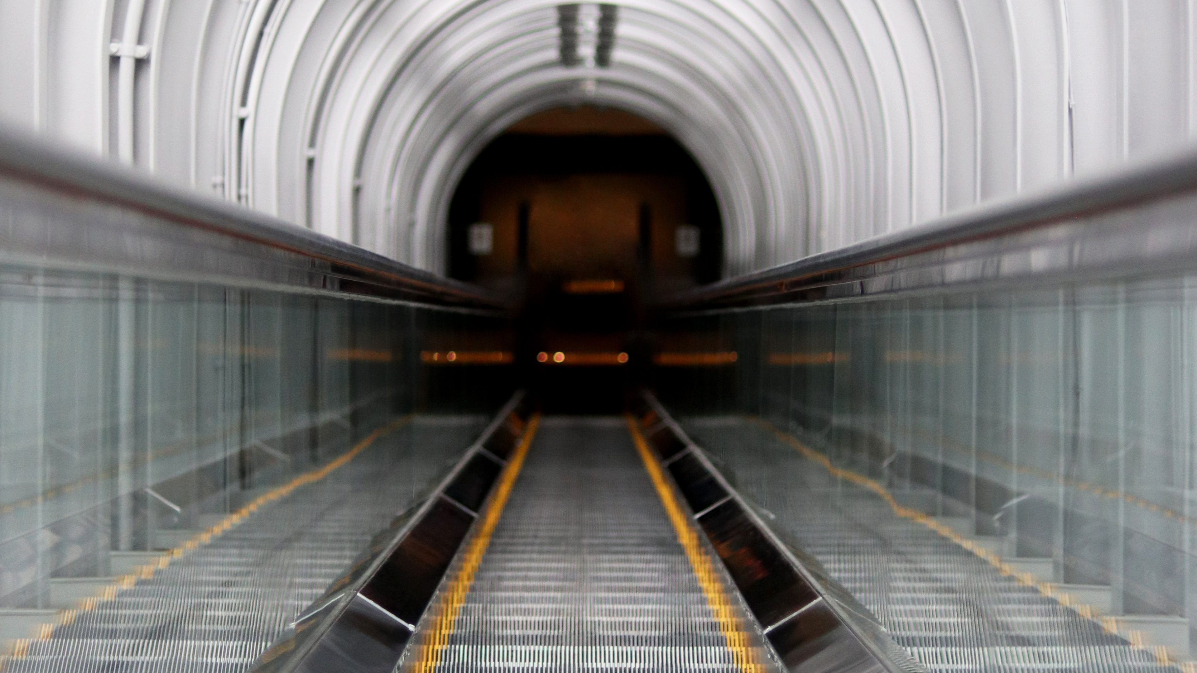 Обои туннель, инфраструктура, линия, архитектура, здание в разрешении 3840x2160