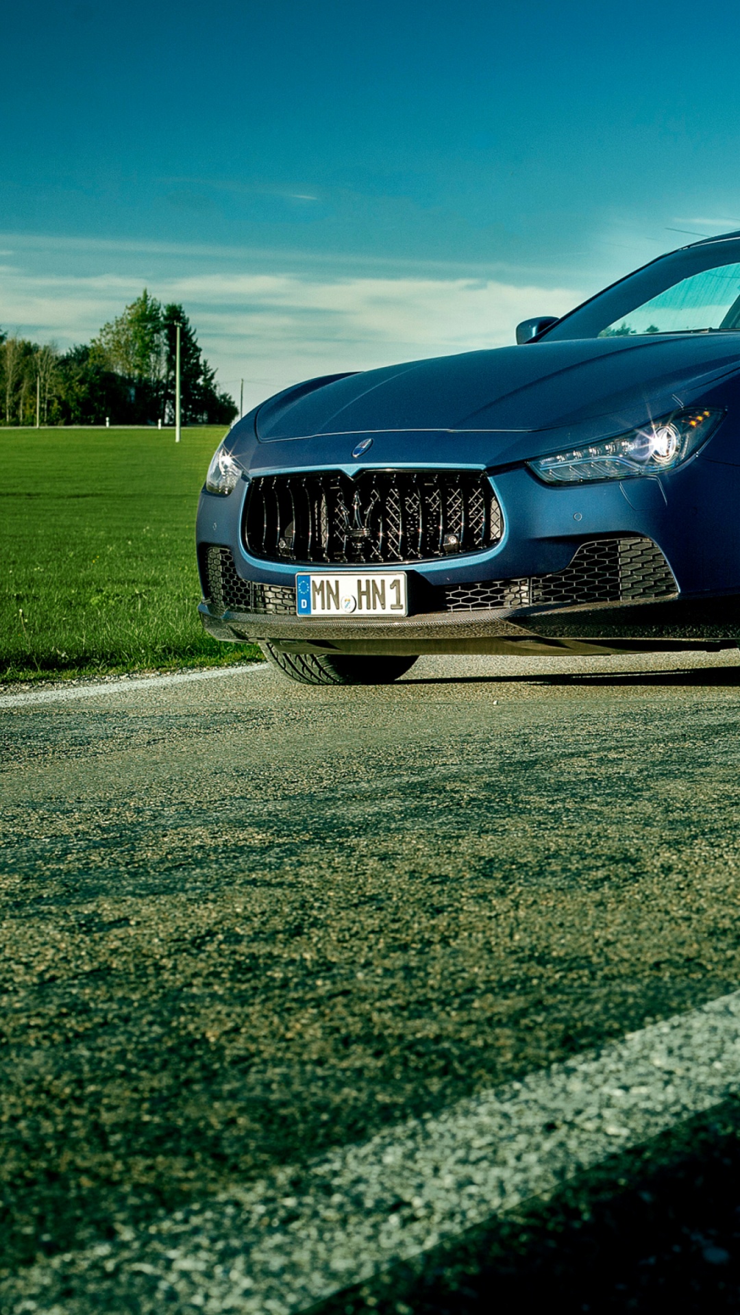 Обои Мазерати, maserati quattroporte, седан, группы novitec, тюнинг в разрешении 1080x1920