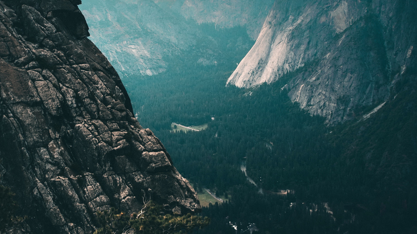 Обои облако, гора, атмосфера, мир, природный ландшафт в разрешении 1366x768