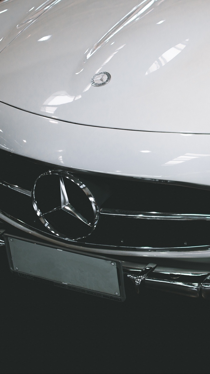 Обои фара, автомобильное освещение, спортивный автомобиль, mercedes benz sls amg, капюшон в разрешении 720x1280