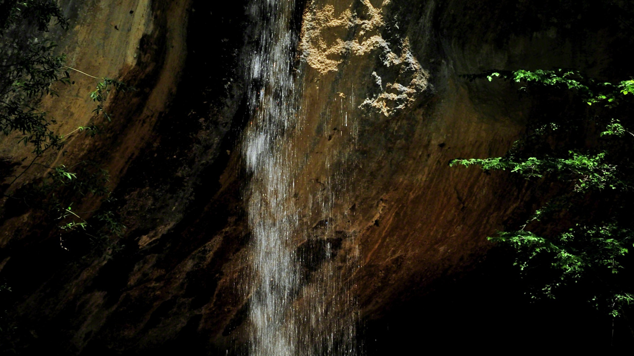 Обои водопад, природа, зеленый, природный заповедник, Фаблет в разрешении 1280x720