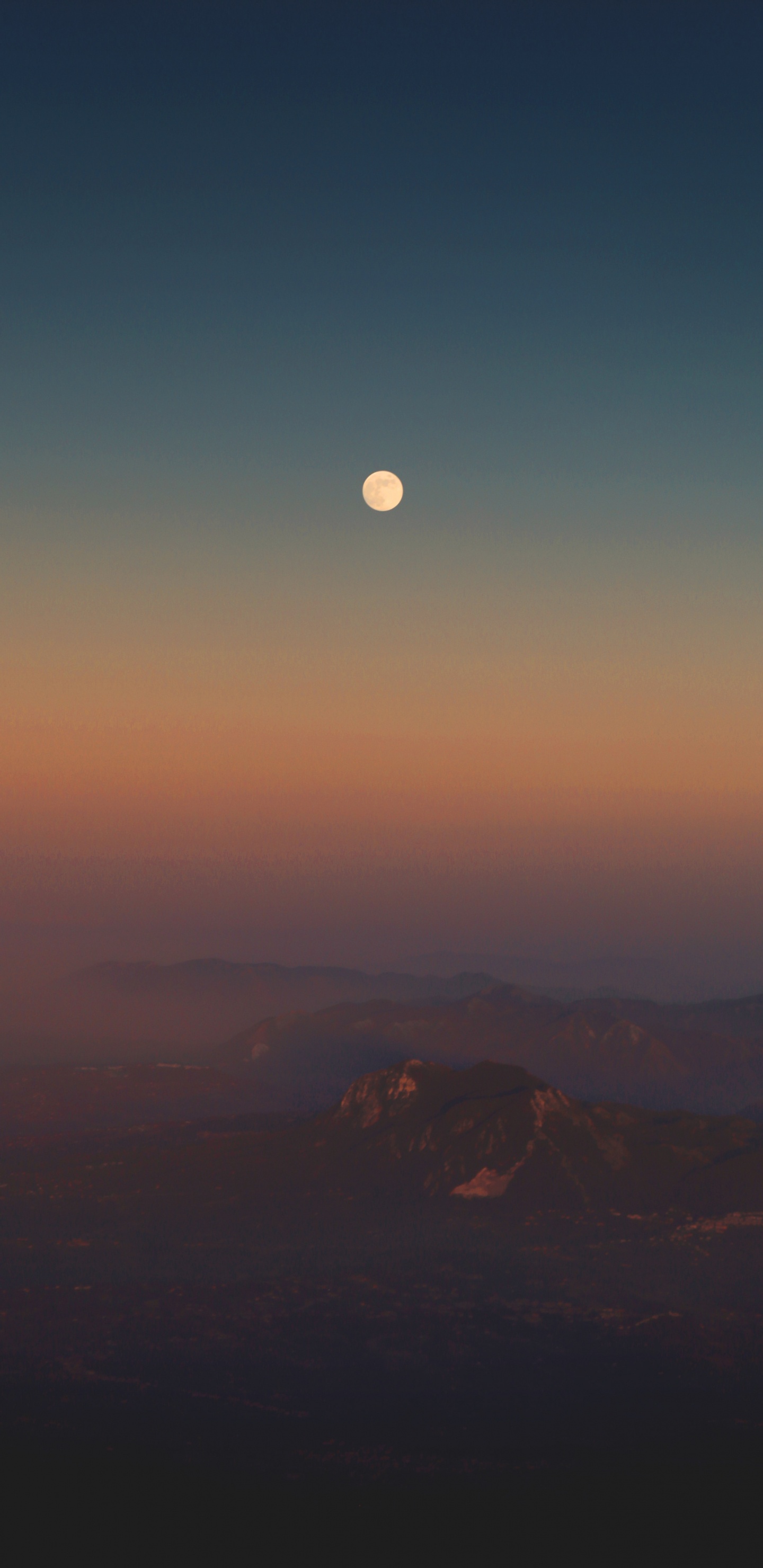 Обои ночное небо, горизонт, атмосфера, луна, дневное время в разрешении 1440x2960