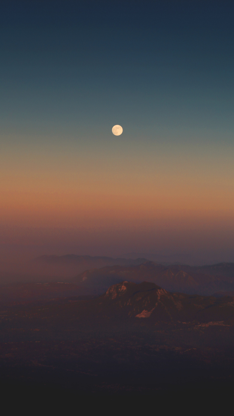 Обои ночное небо, горизонт, атмосфера, луна, дневное время в разрешении 750x1334