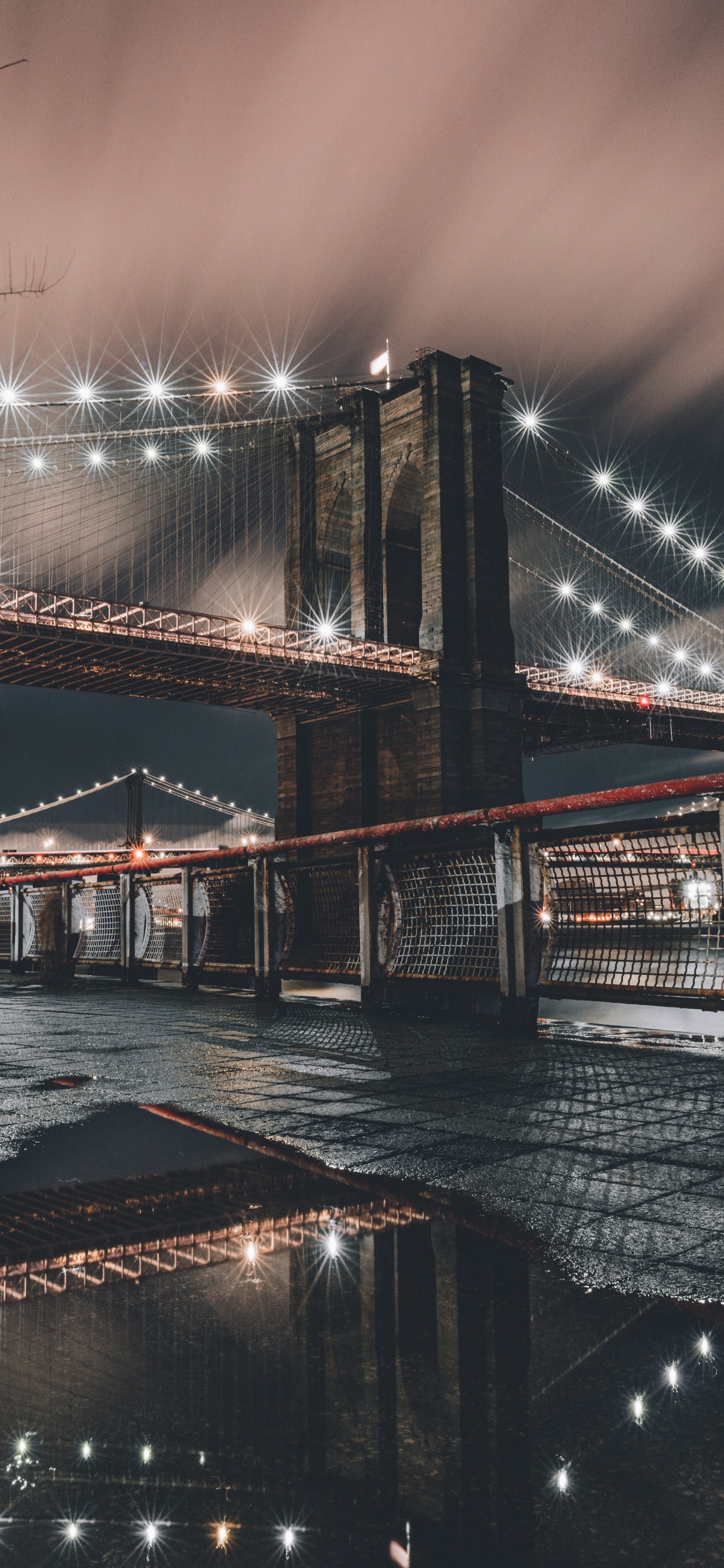 Обои вода, отражение, мост, ночь, свет в разрешении 1242x2688