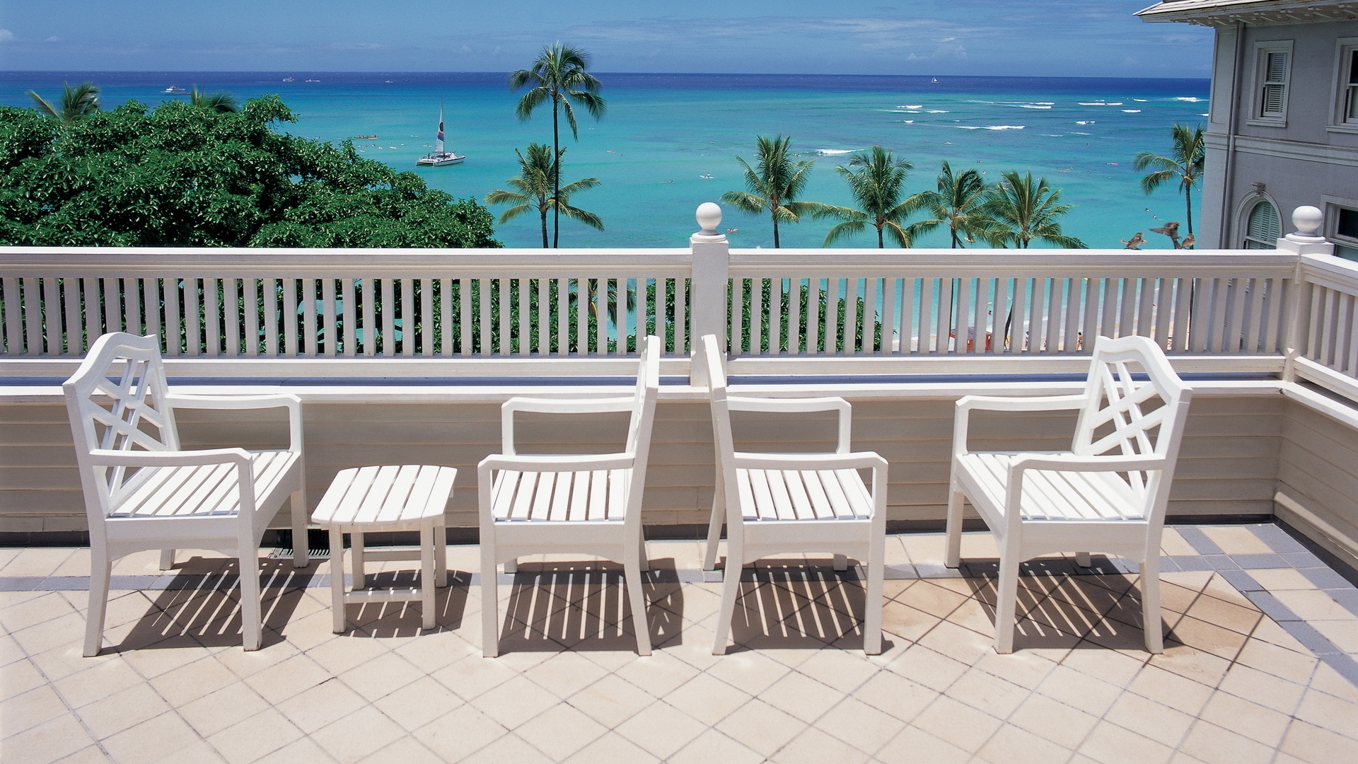 Обои таблица, терраса, стул, свойство, уличная мебель в разрешении 1920x1080