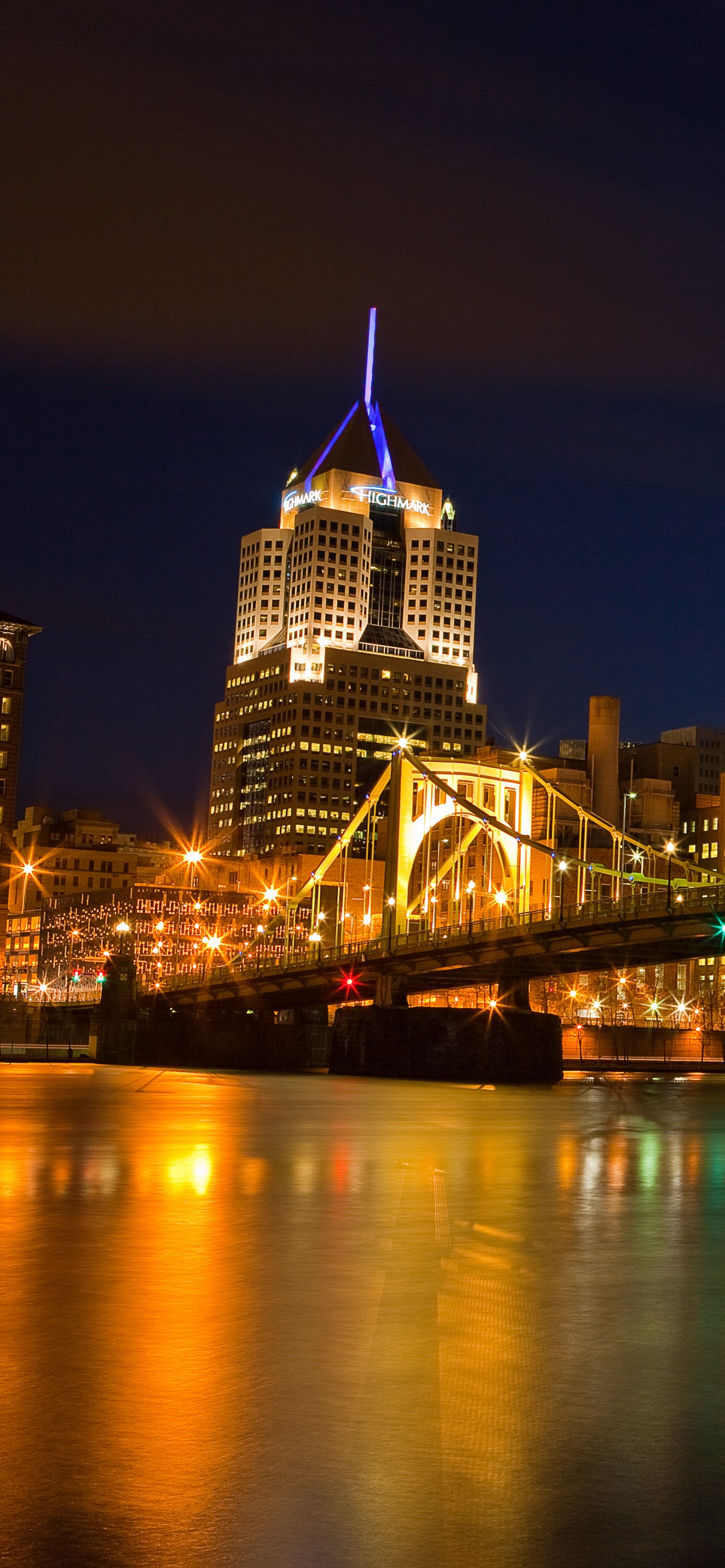 Обои Питсбург, мост, ночь, городской пейзаж, ориентир в разрешении 1242x2688