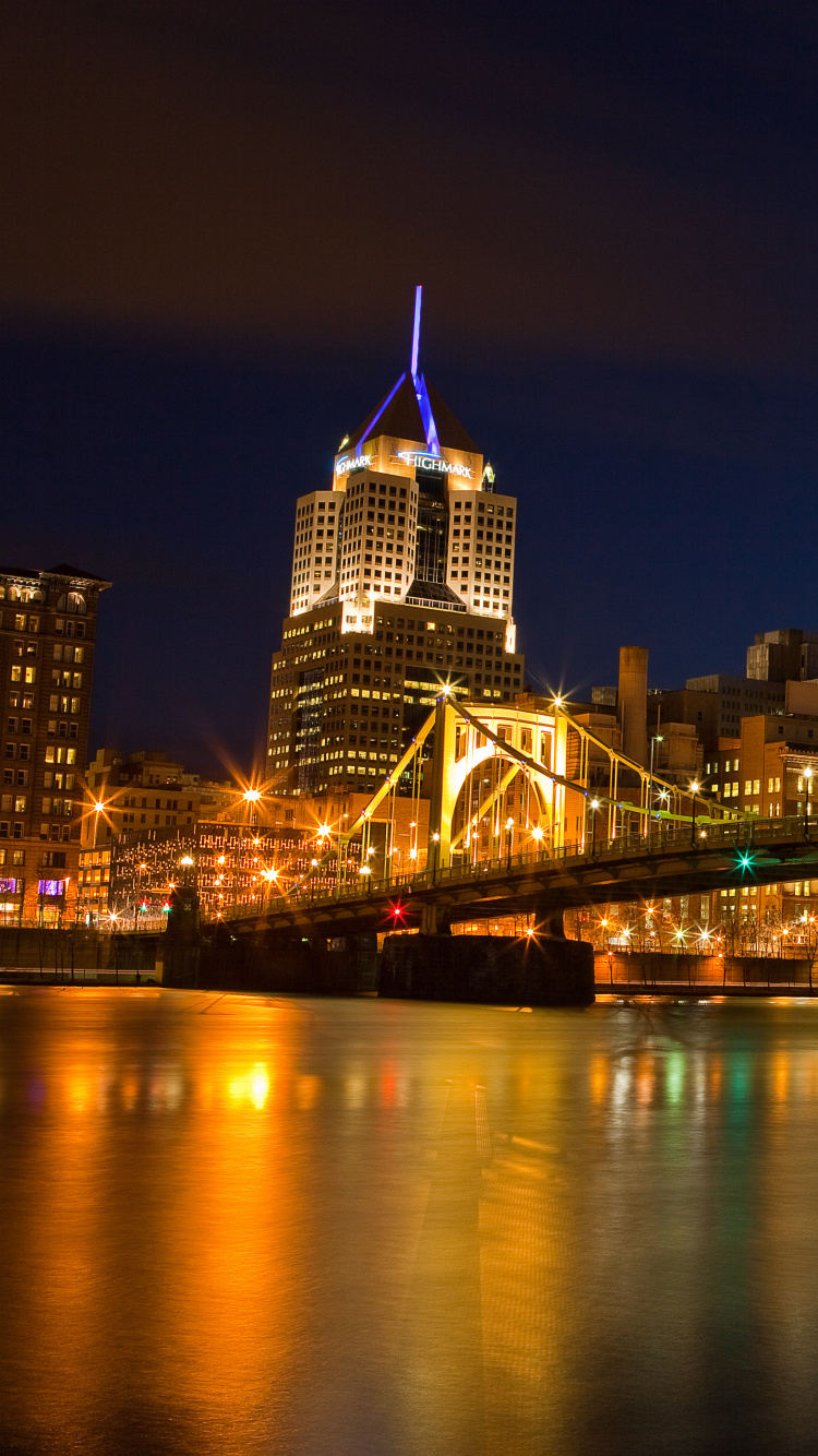 Обои Питсбург, мост, ночь, городской пейзаж, ориентир в разрешении 750x1334