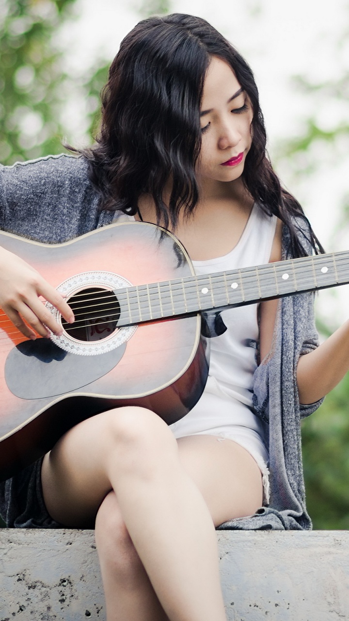 Обои гитара, электрогитара, акустическая гитара, струнный инструмент, музыкант в разрешении 720x1280