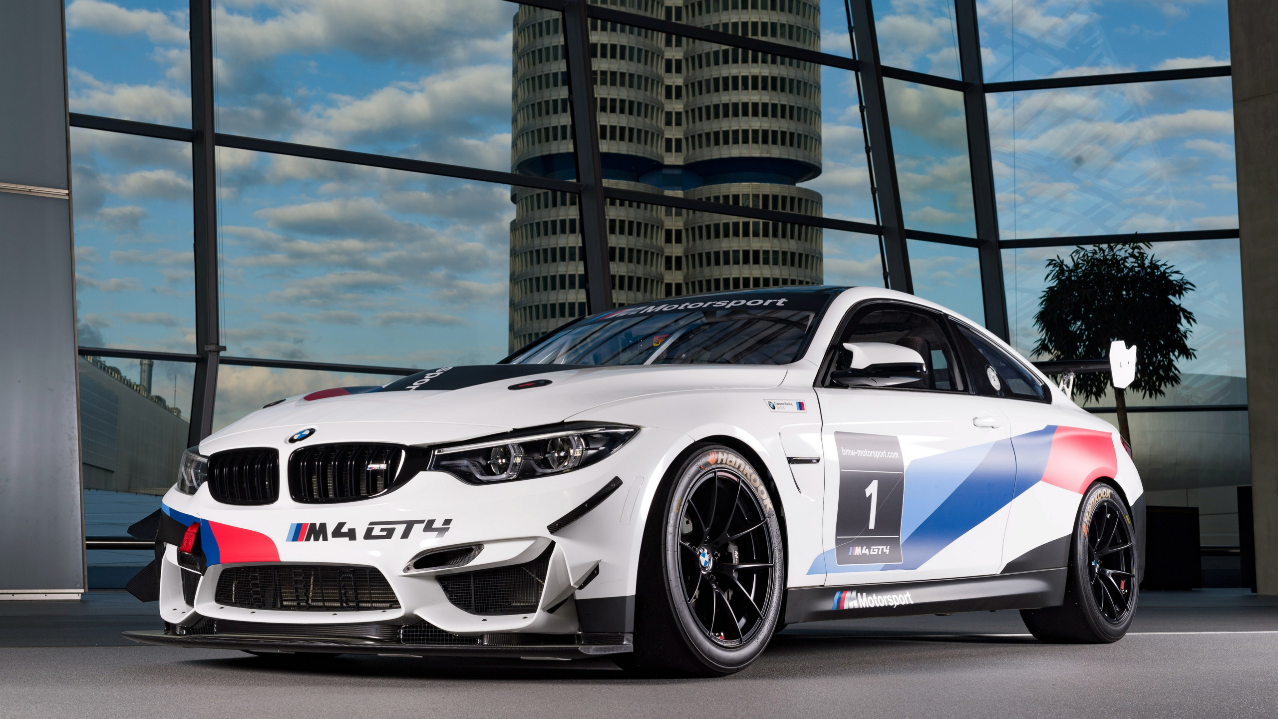 BMW m8 DTM