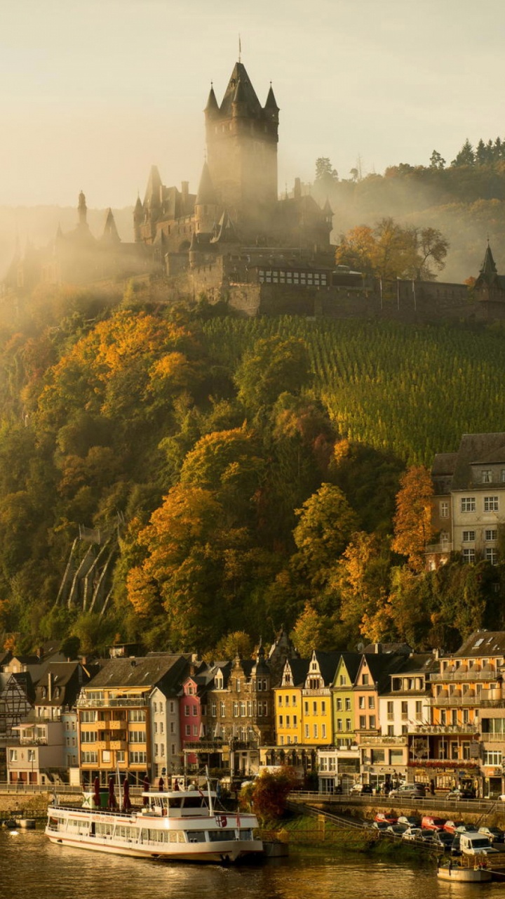 Обои мозель, замок, городок, реки, город в разрешении 720x1280