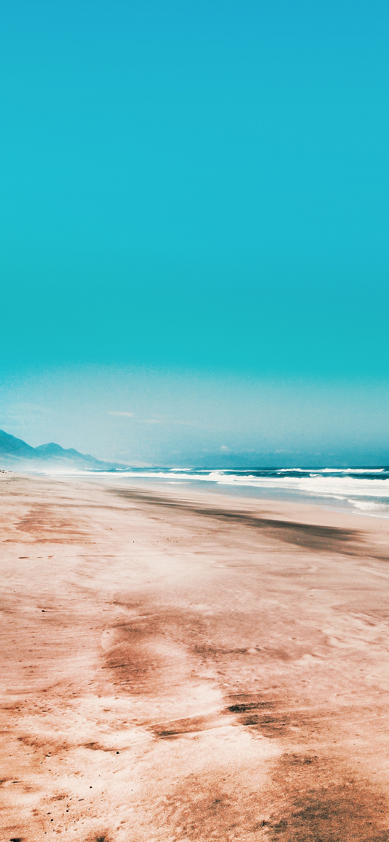 Обои пляж, берег, песок, синий, море в разрешении 1242x2688