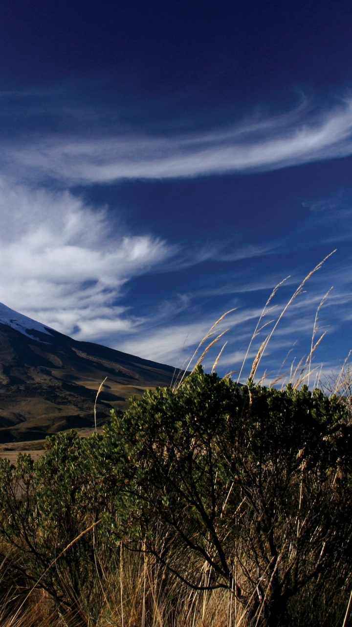 Обои пейзажи гор, вулкан, отпуск, горный рельеф, гора в разрешении 720x1280