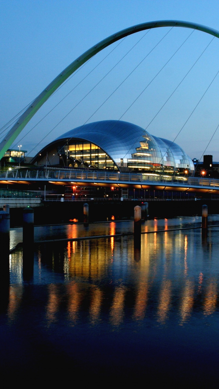 Обои отражение, Мост Тысячелетия В Гейтсхеде, мост, арочный мостик, ориентир в разрешении 720x1280