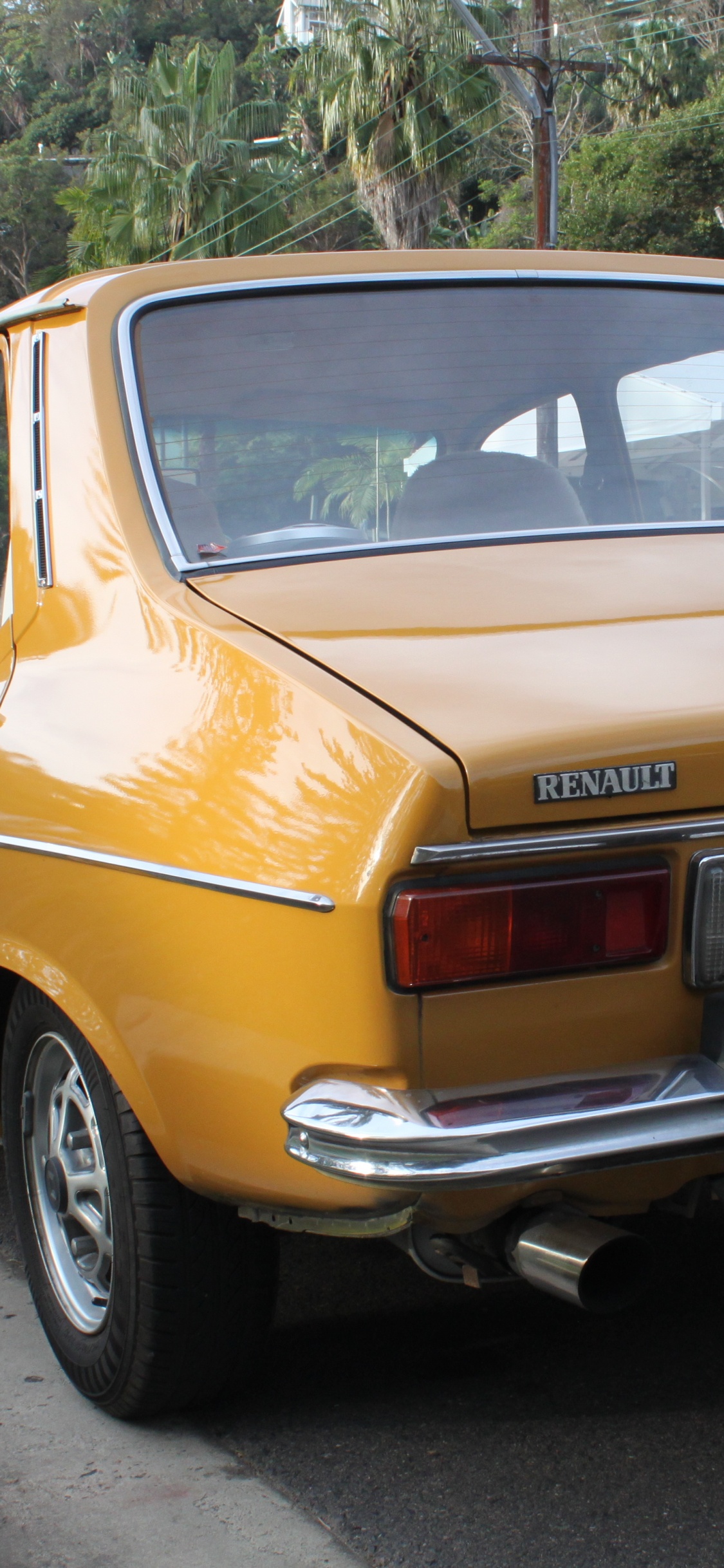 Обои Рено 12, авто, Рено, классический автомобиль, седан в разрешении 1125x2436