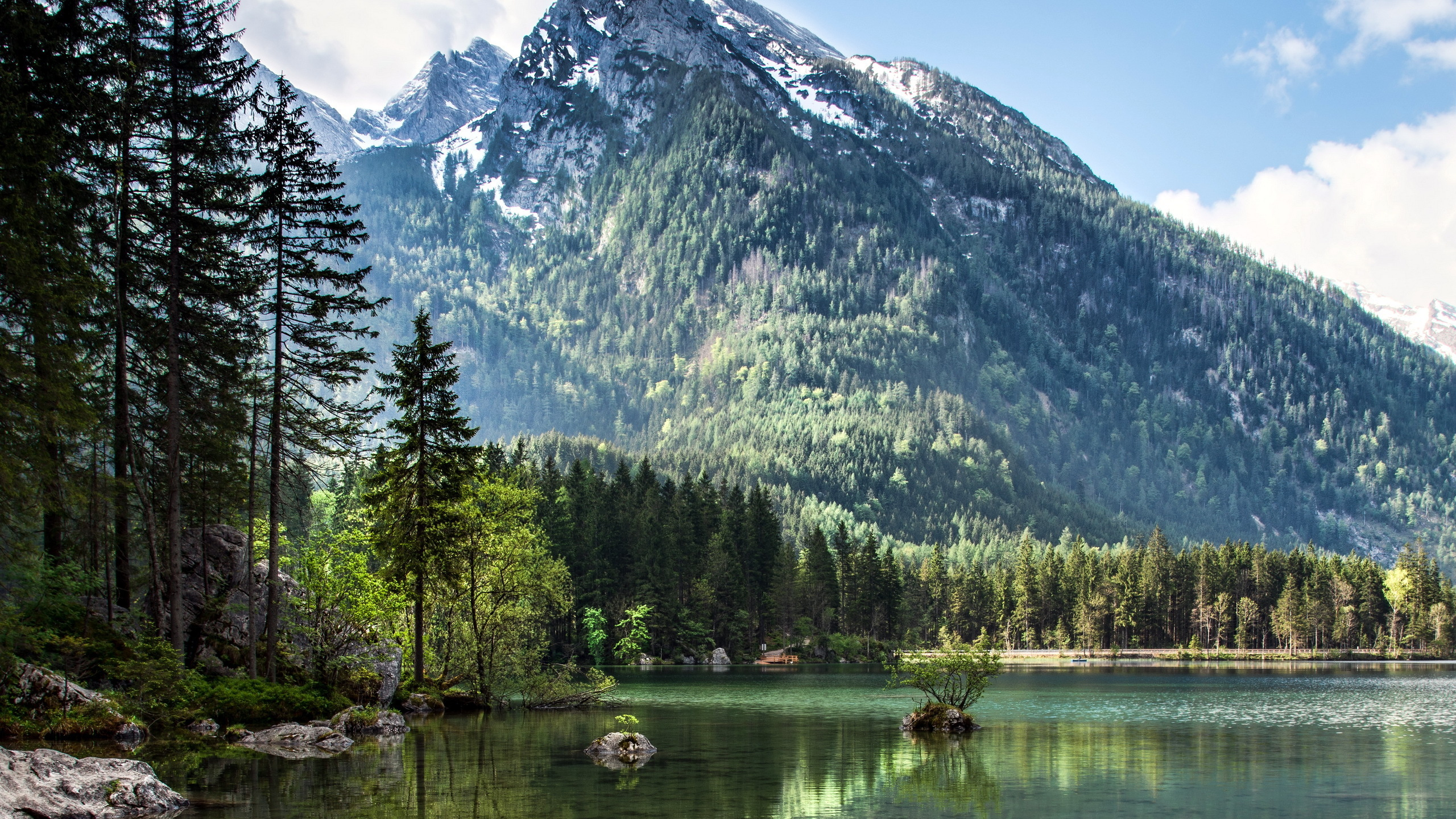 Обои гора, горный рельеф, природа, дикая местность, каровое озеро в разрешении 2560x1440