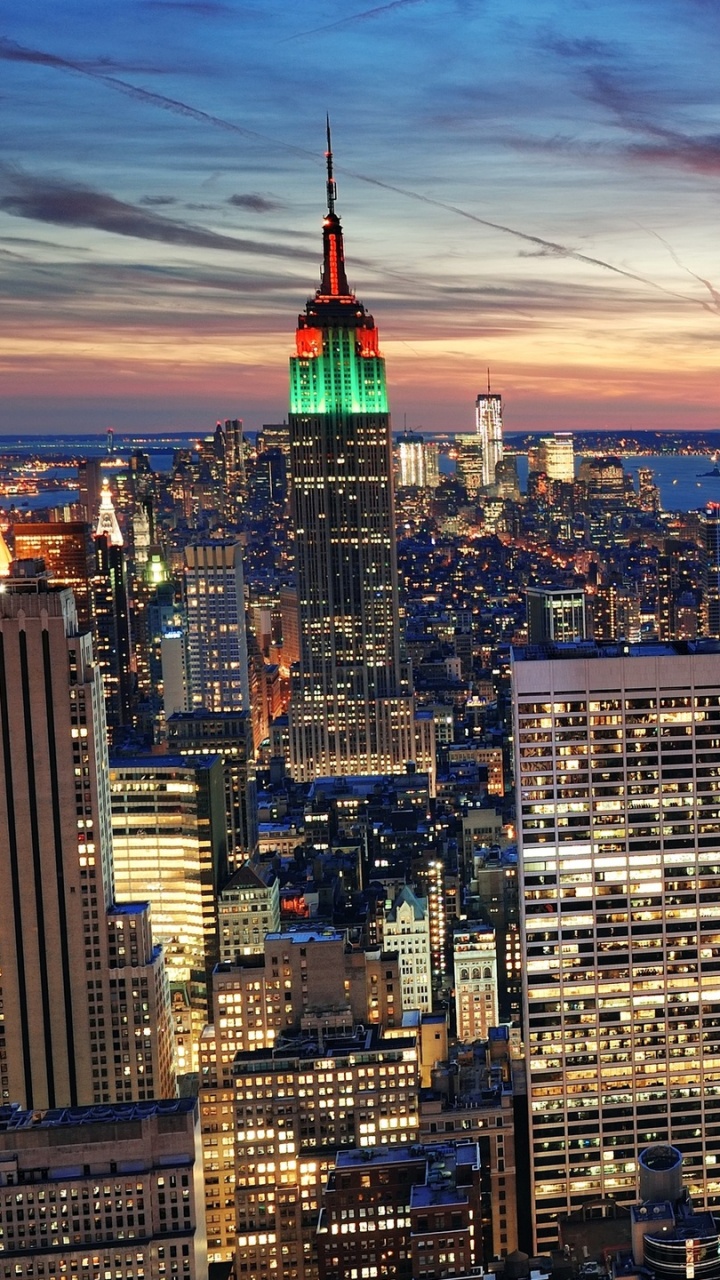 Обои город, городской пейзаж, городской район, метрополия, линия горизонта в разрешении 720x1280