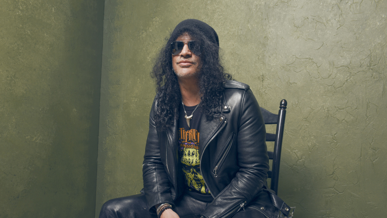 Обои Слэш, Guns N Roses, кожаная куртка, куртка, прохлада в разрешении 1280x720