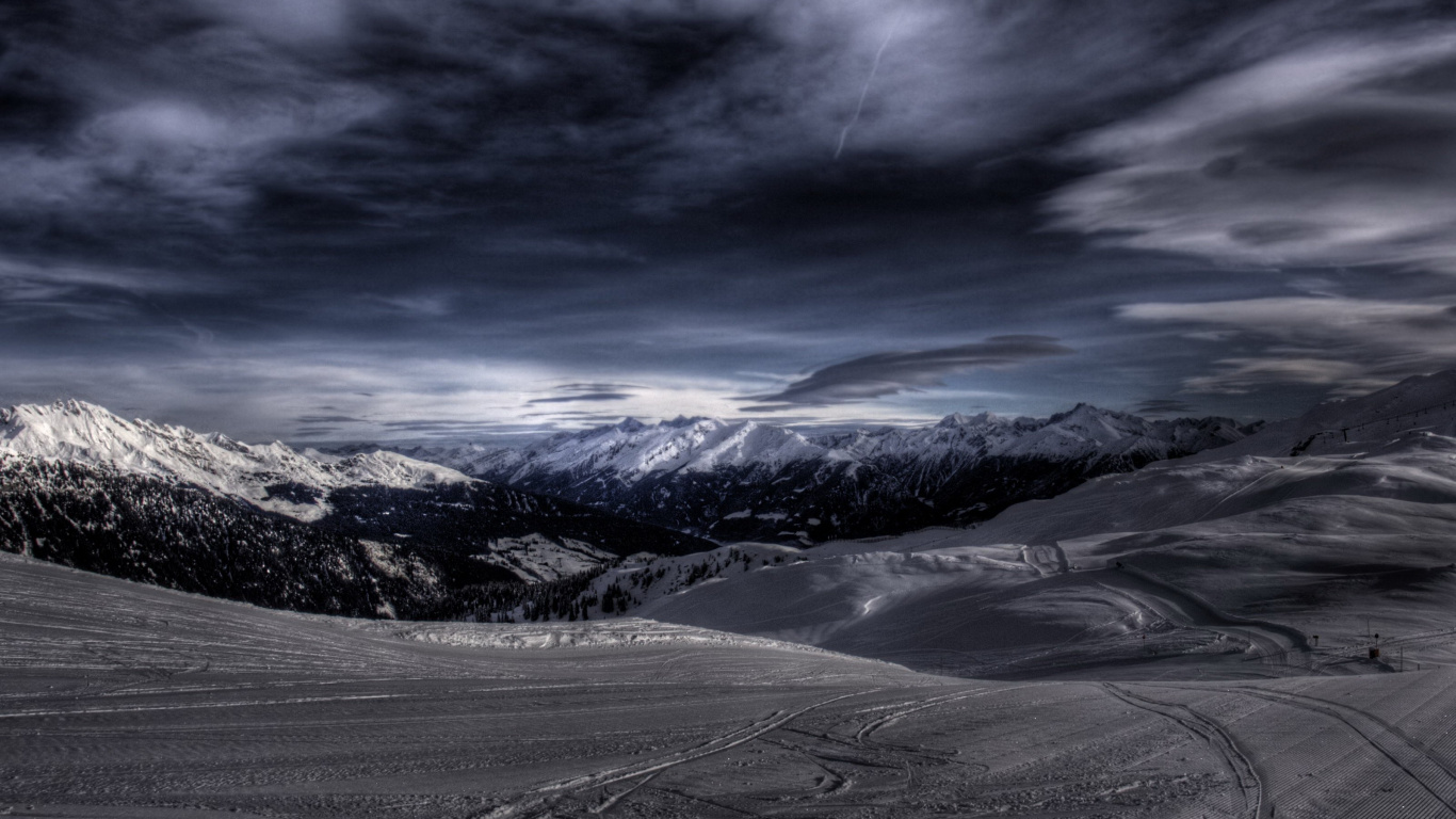 Обои природа, гора, облако, атмосфера, произведение искусства в разрешении 1366x768