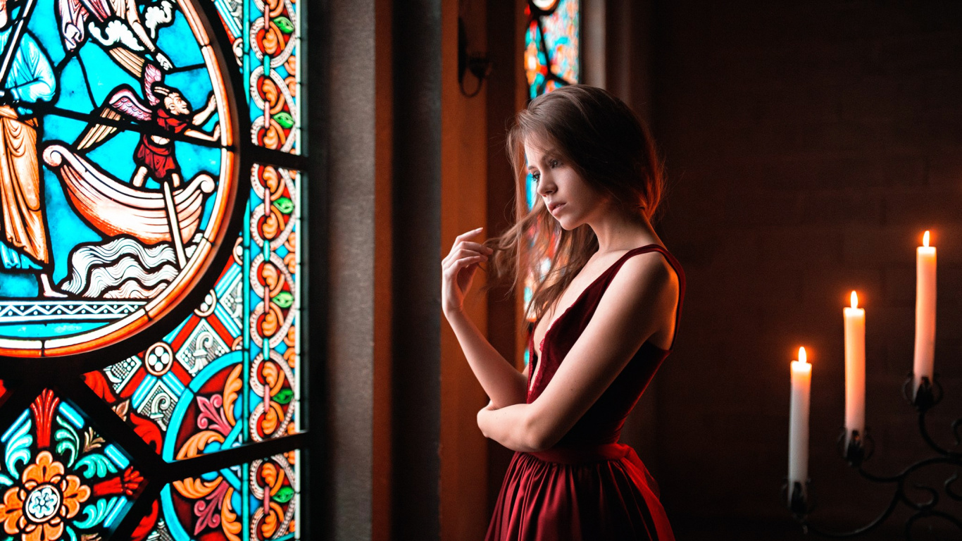 Обои витраж, стекло, окно, освещение, песня в разрешении 1366x768