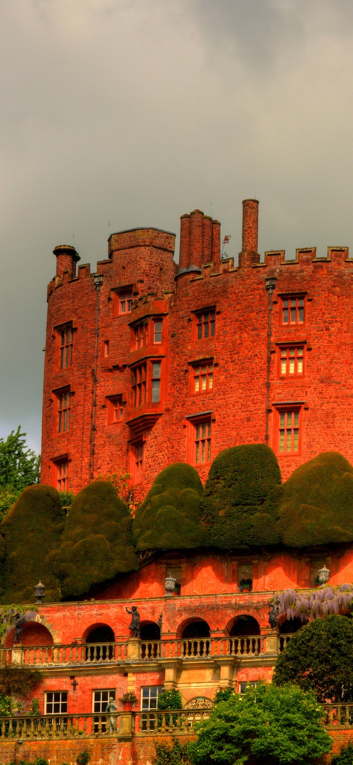 Обои замок, ориентир, здание, историческое место, имущество в разрешении 1125x2436