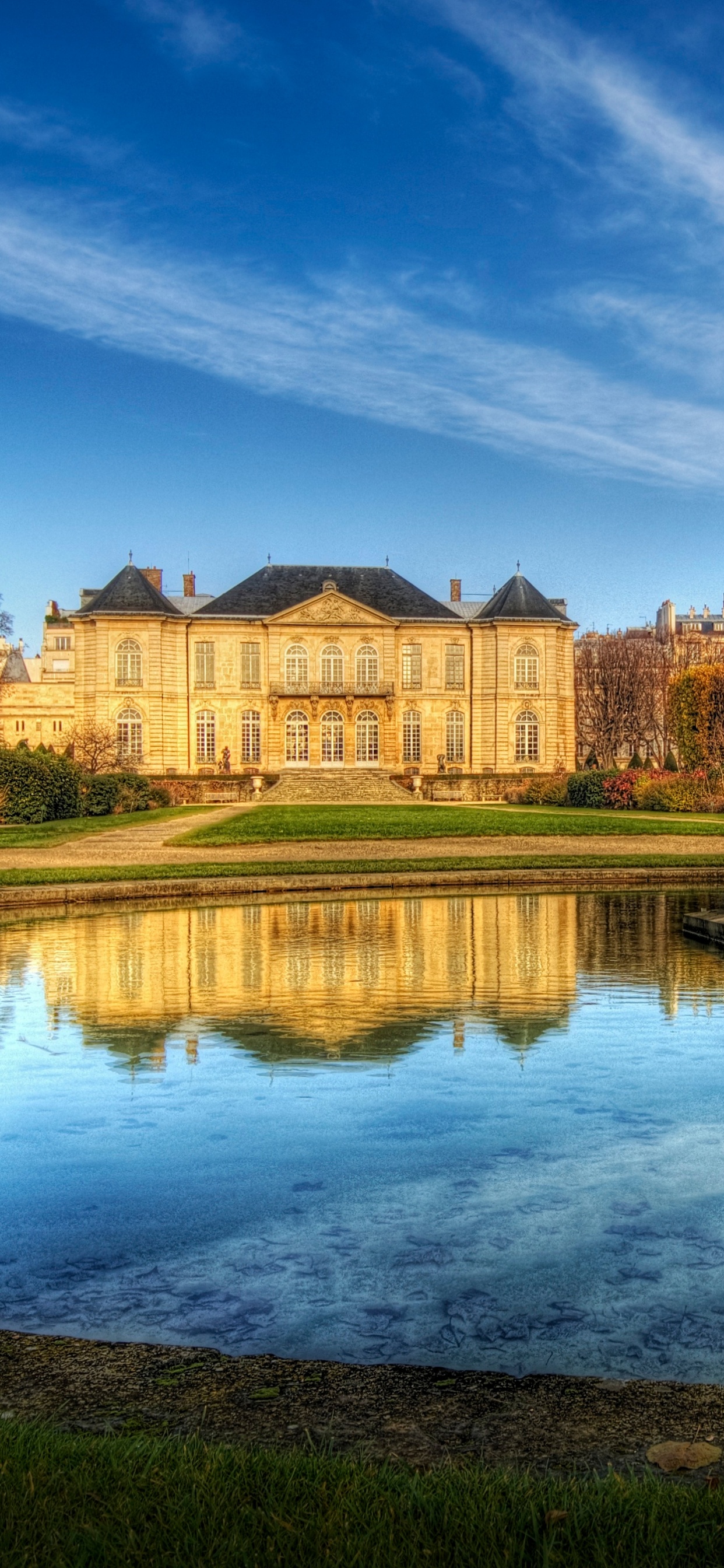 Обои отражение, природа, вода, имущество, облако в разрешении 1242x2688