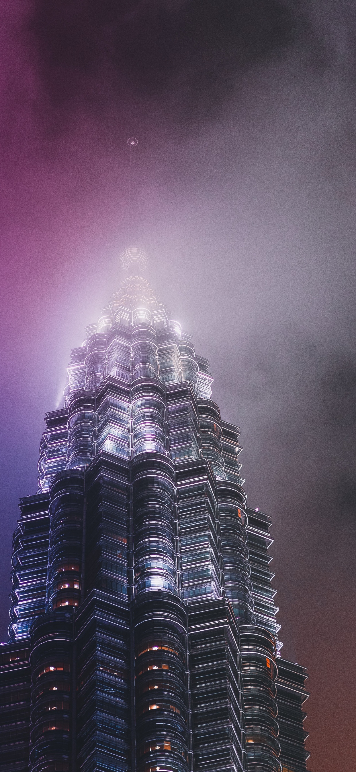 Обои небоскреб, атмосфера, здание, вышка, облако в разрешении 1242x2688