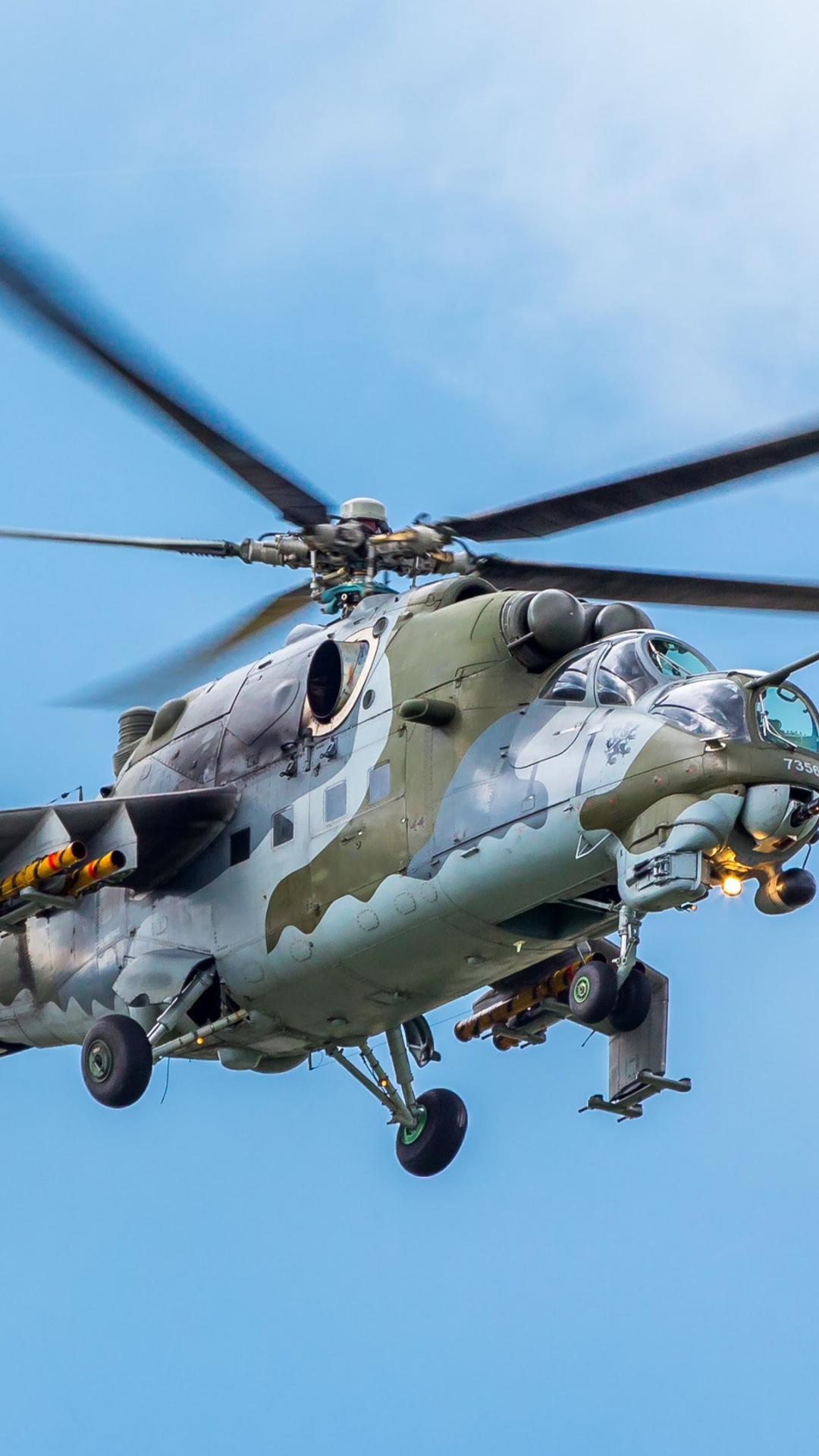 Обои ударный вертолет, боевой вертолет, вертолет, винтокрылая машина, винтокрыл в разрешении 1080x1920