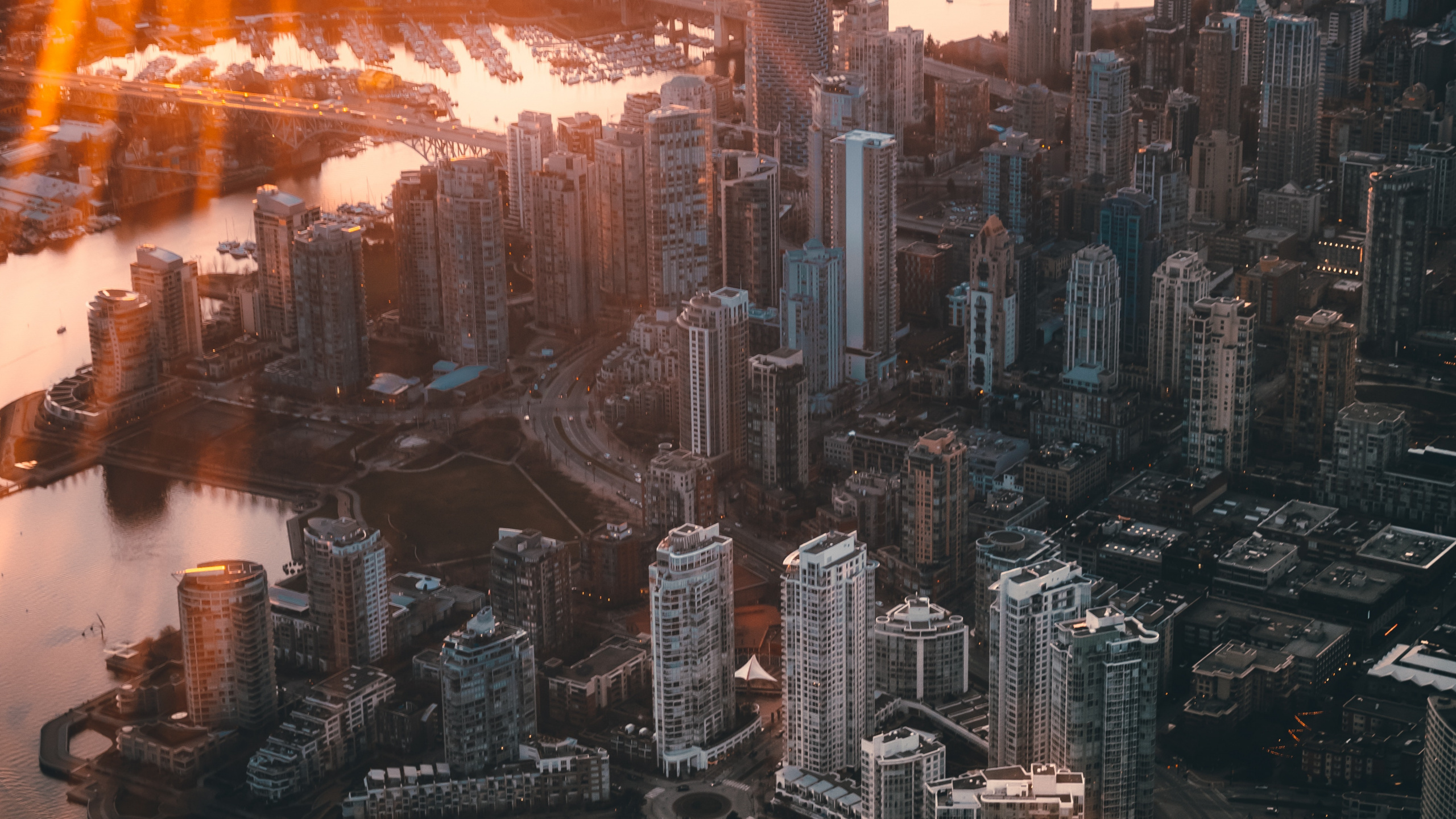 Скачать 2560x1440 обои Городской Пейзаж, Метрополия, Город, Городской Район, Небоскреб Обои городской пейзаж, метрополия, город, городской район, небоскреб в разрешении 2560x1440