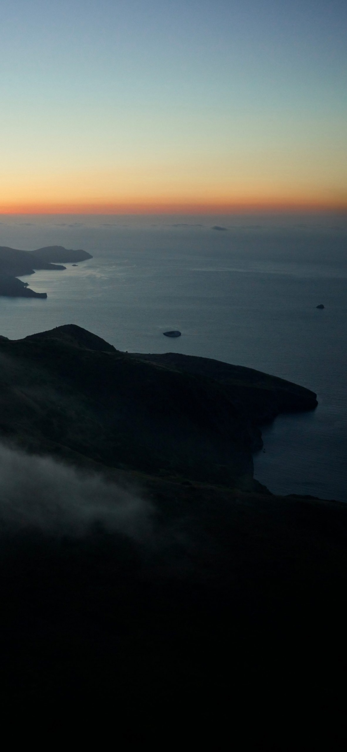 Обои apple, iPhone, macOS Catalina, яблоко, ios в разрешении 1125x2436