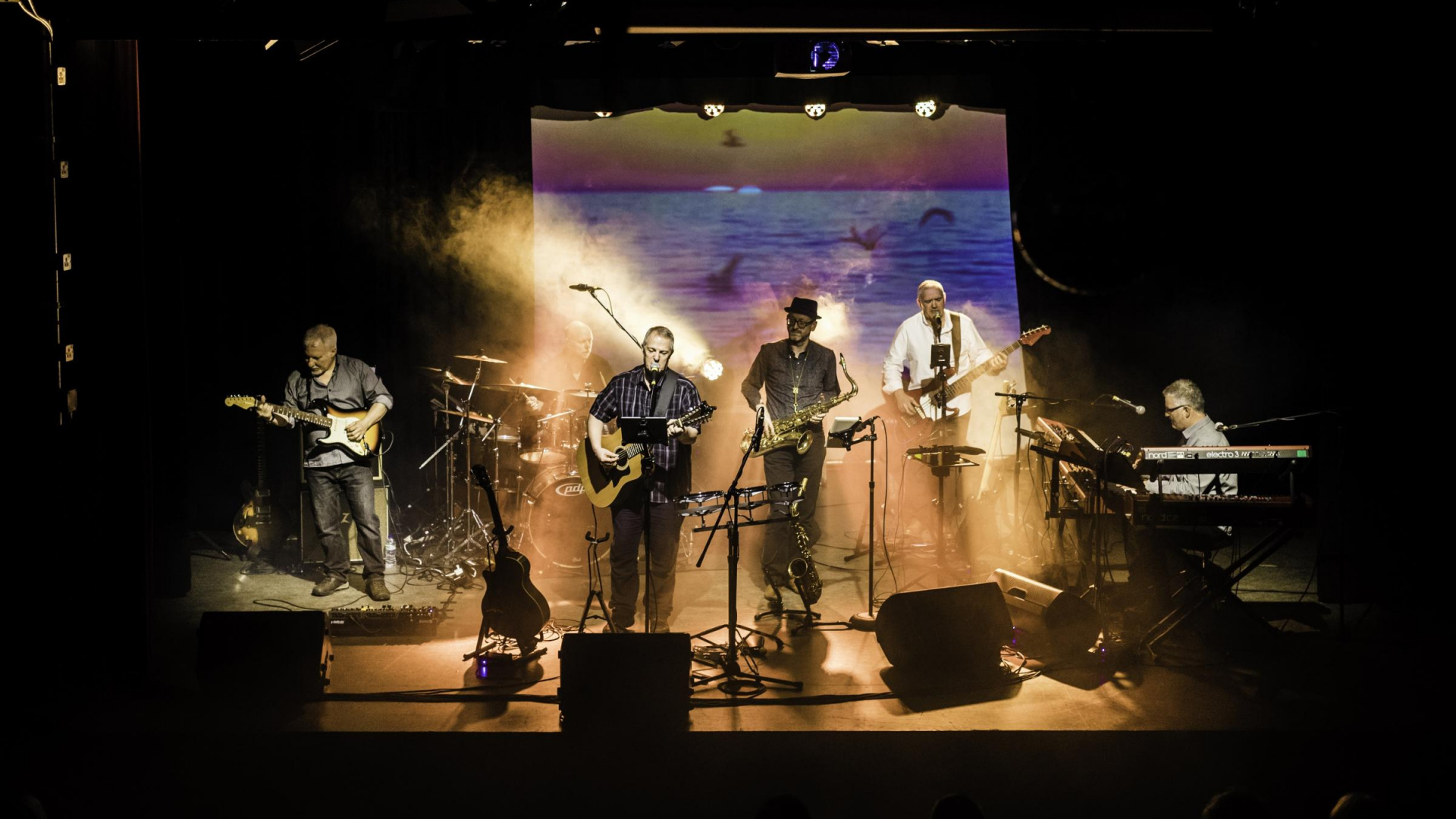 Обои этап, рокконцерт, музыкальный ансамбль, театр, концерт в разрешении 1920x1080