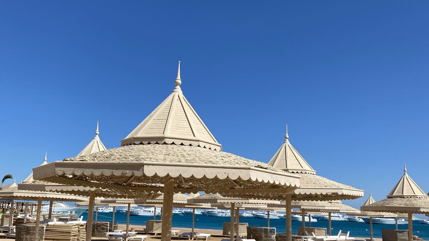 Обои свойство, лазурный, тень, архитектура, здание в разрешении 1366x768