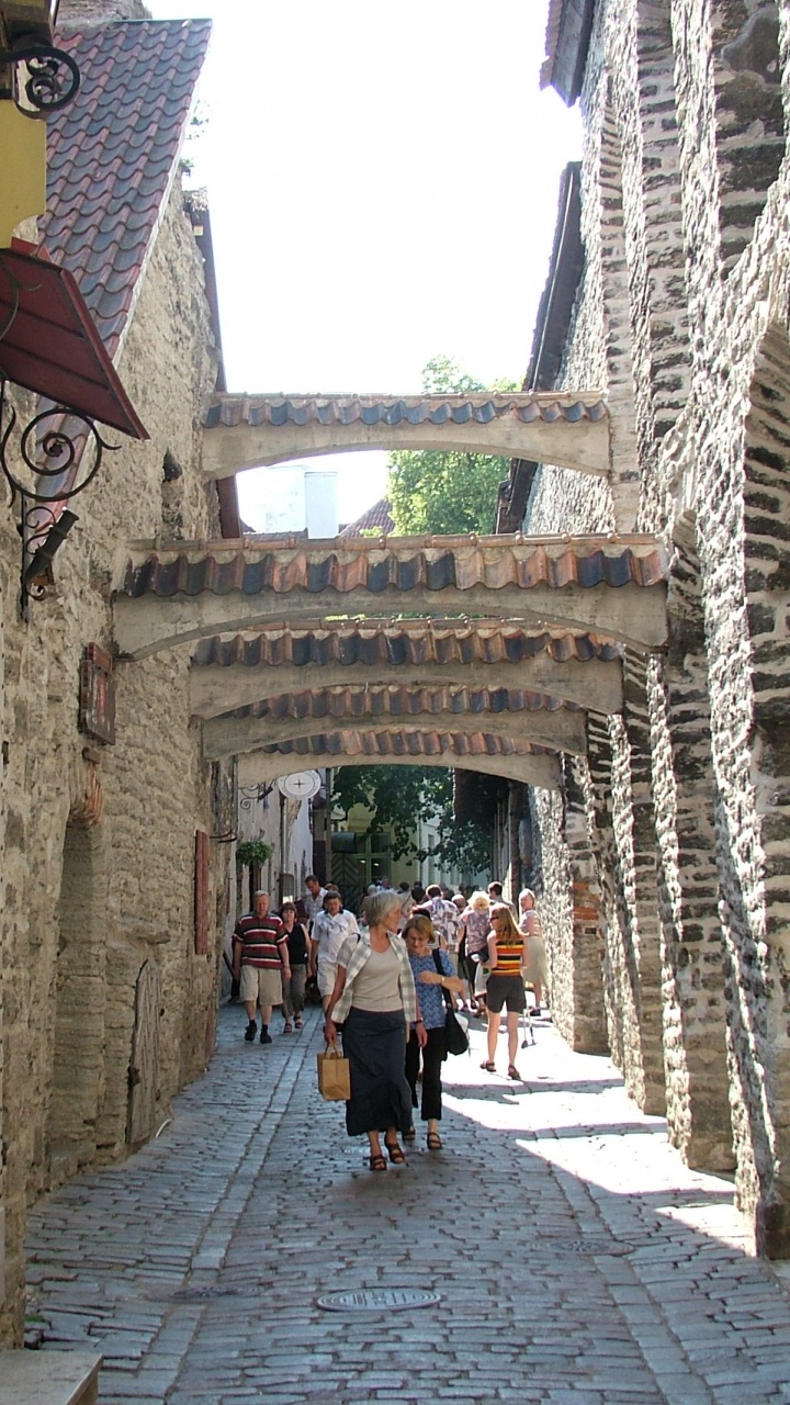 Обои Переулок Катарины, Св Екатерины Монастырь Таллин, аллея, улица, городок в разрешении 720x1280