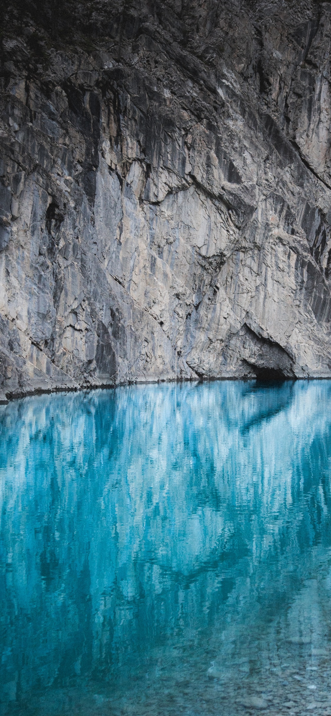 Обои морская пещера, море, лазурный, пейзаж, вода в разрешении 1125x2436