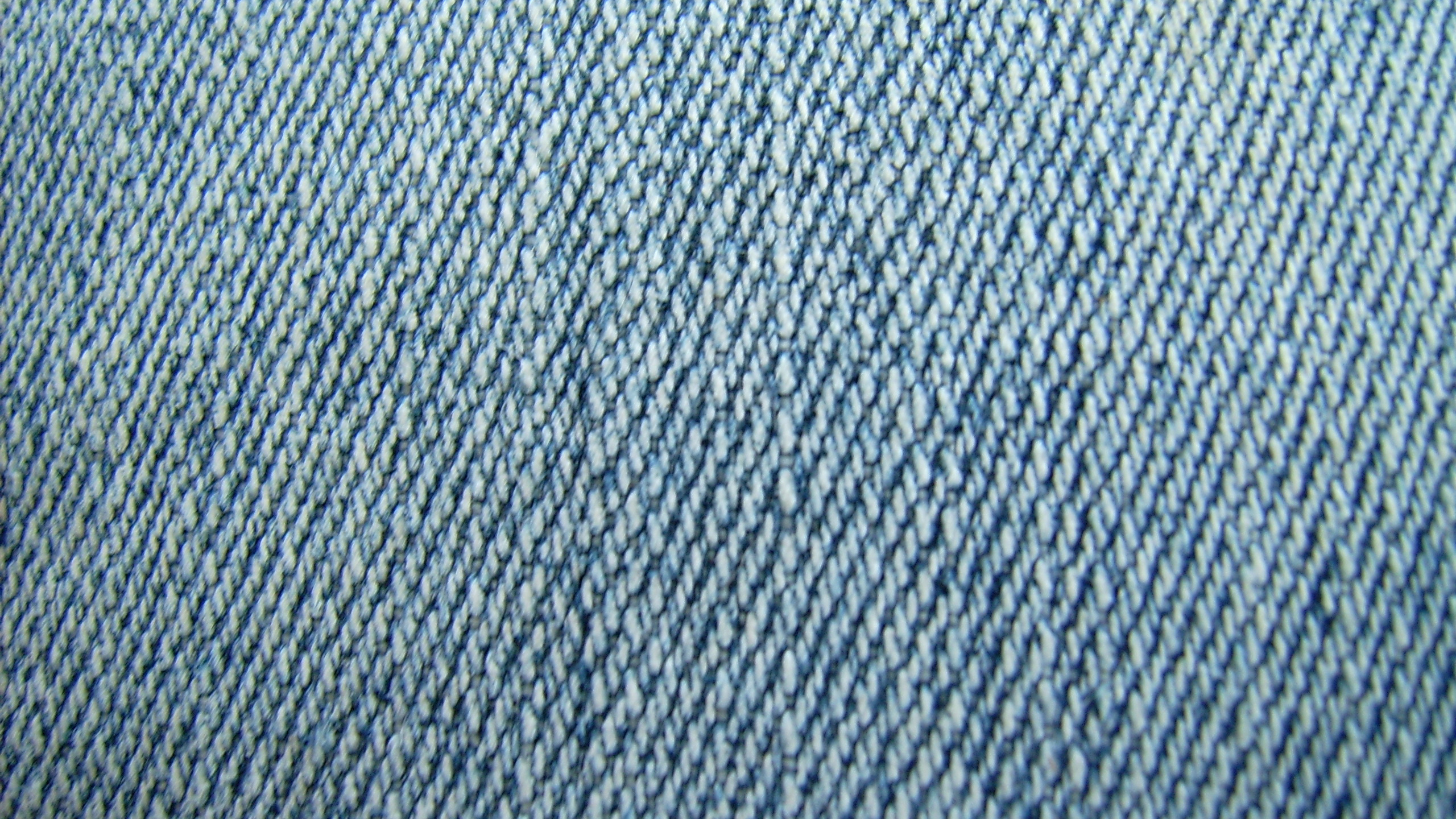 Обои джинсы, джинсовая ткань, ткань, одежда, синий в разрешении 2560x1440