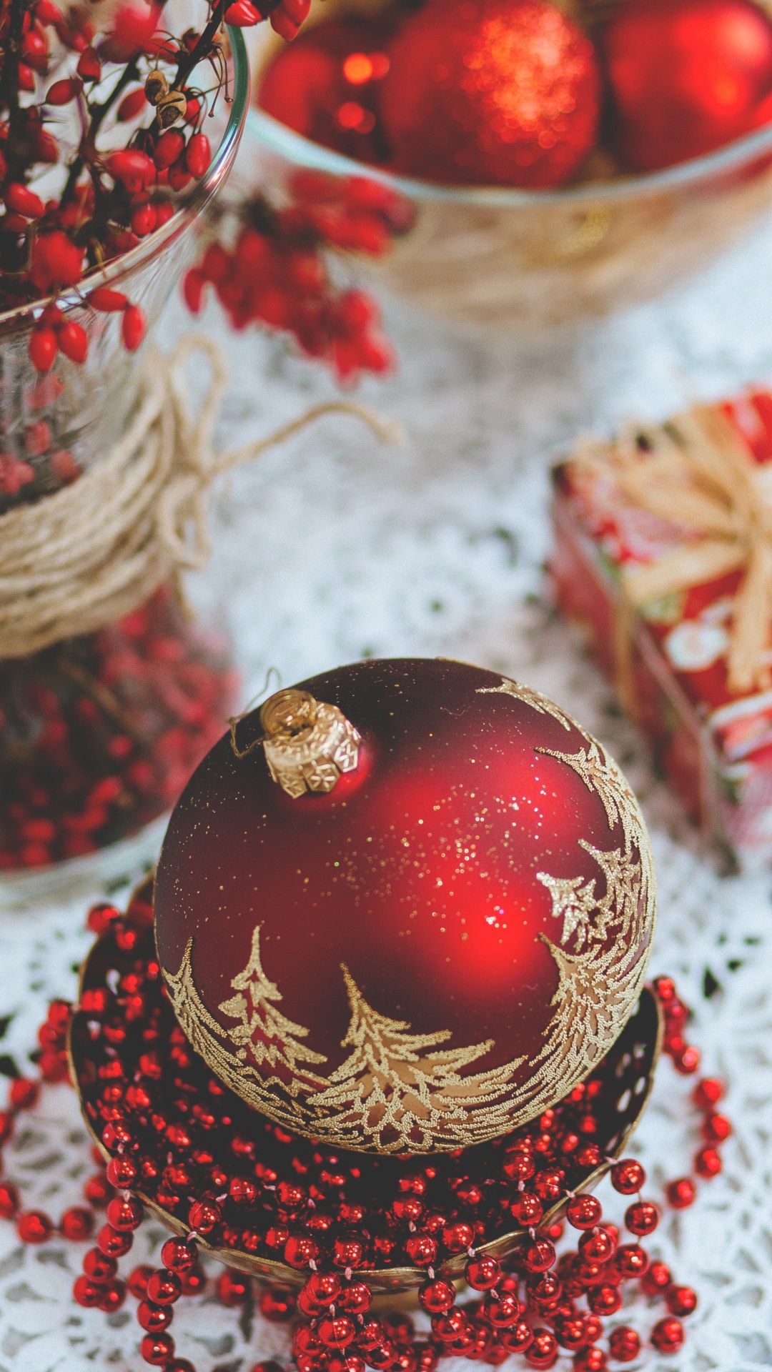 Обои рождественский орнамент, Рождественский день, Рождественские украшения, Рождество, Санта-Клаус в разрешении 1080x1920