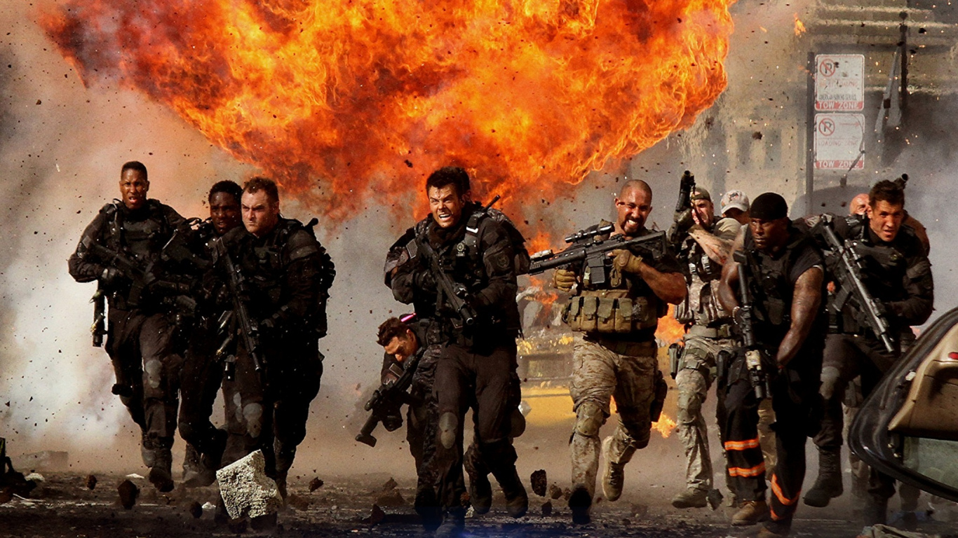 Обои Трансформеры Темная сторона Луны, Сэм Витвики, трансформеры, парамаунт пикчерз, армия в разрешении 1366x768