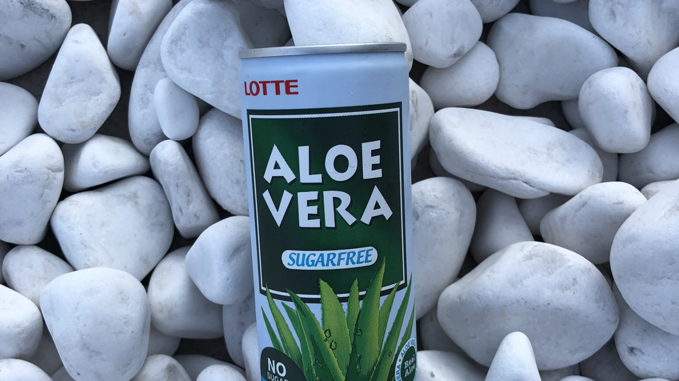 Обои синий, рок, булыжник, белые, гравий в разрешении 1366x768