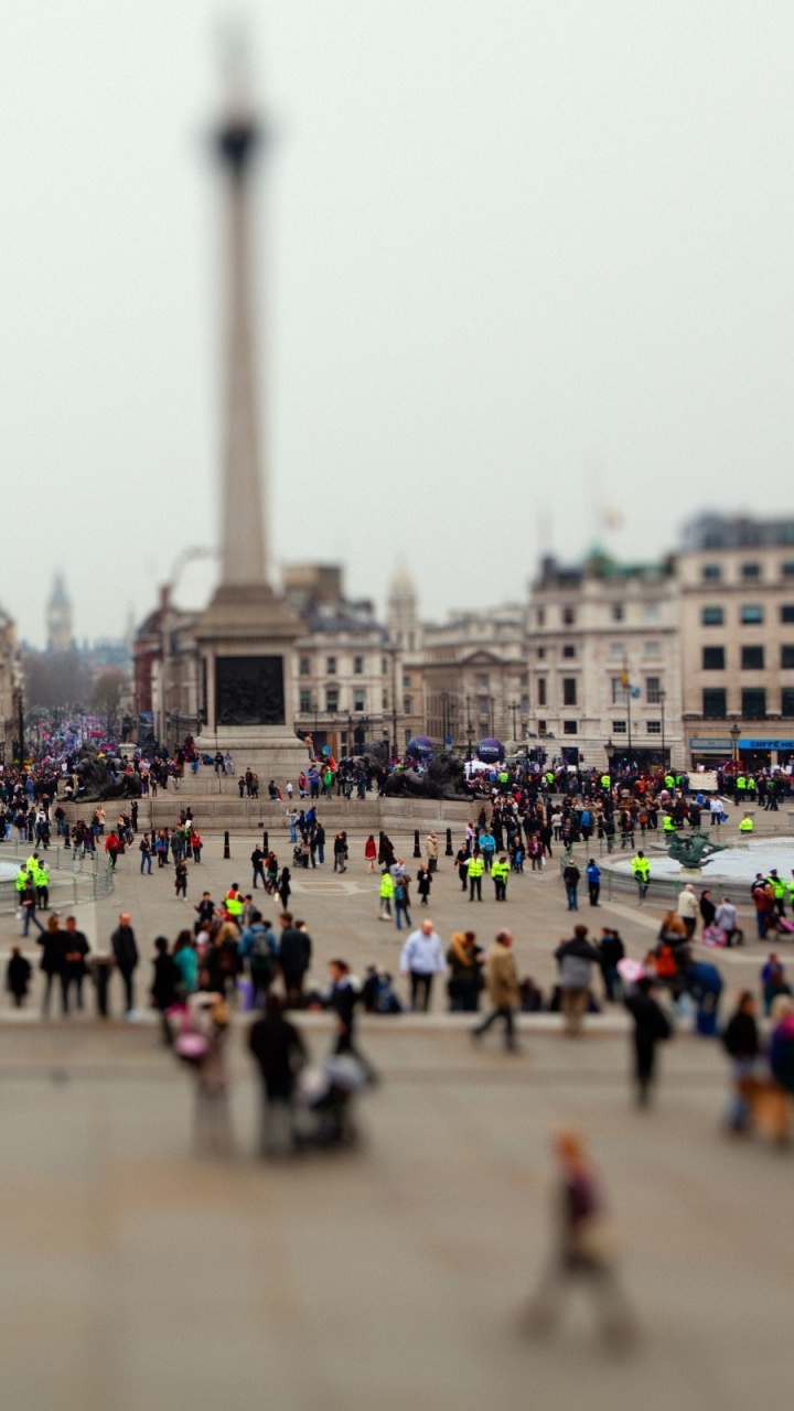Обои город, городская площадь, рыночная площадь, площадь, Метрополис в разрешении 720x1280