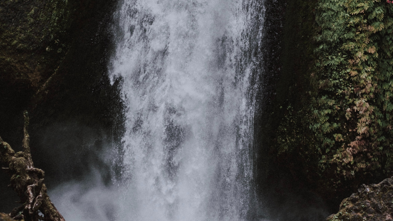 Обои водопад, водоем, вода, гидроресурсы, природа в разрешении 1366x768