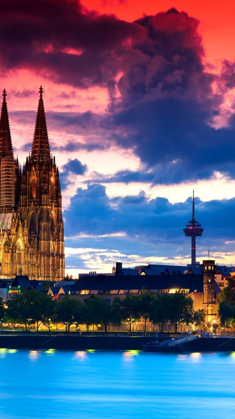 Обои Кельнский Собор, ориентир, город, отражение, городок в разрешении 750x1334