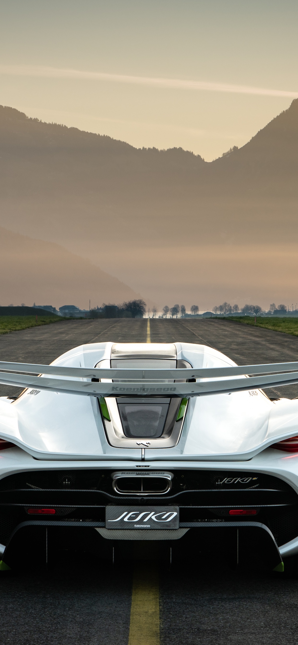 Обои Кенигсегг Йеско, авто, Кенигсегг Агера, суперкар, спорткар в разрешении 1242x2688