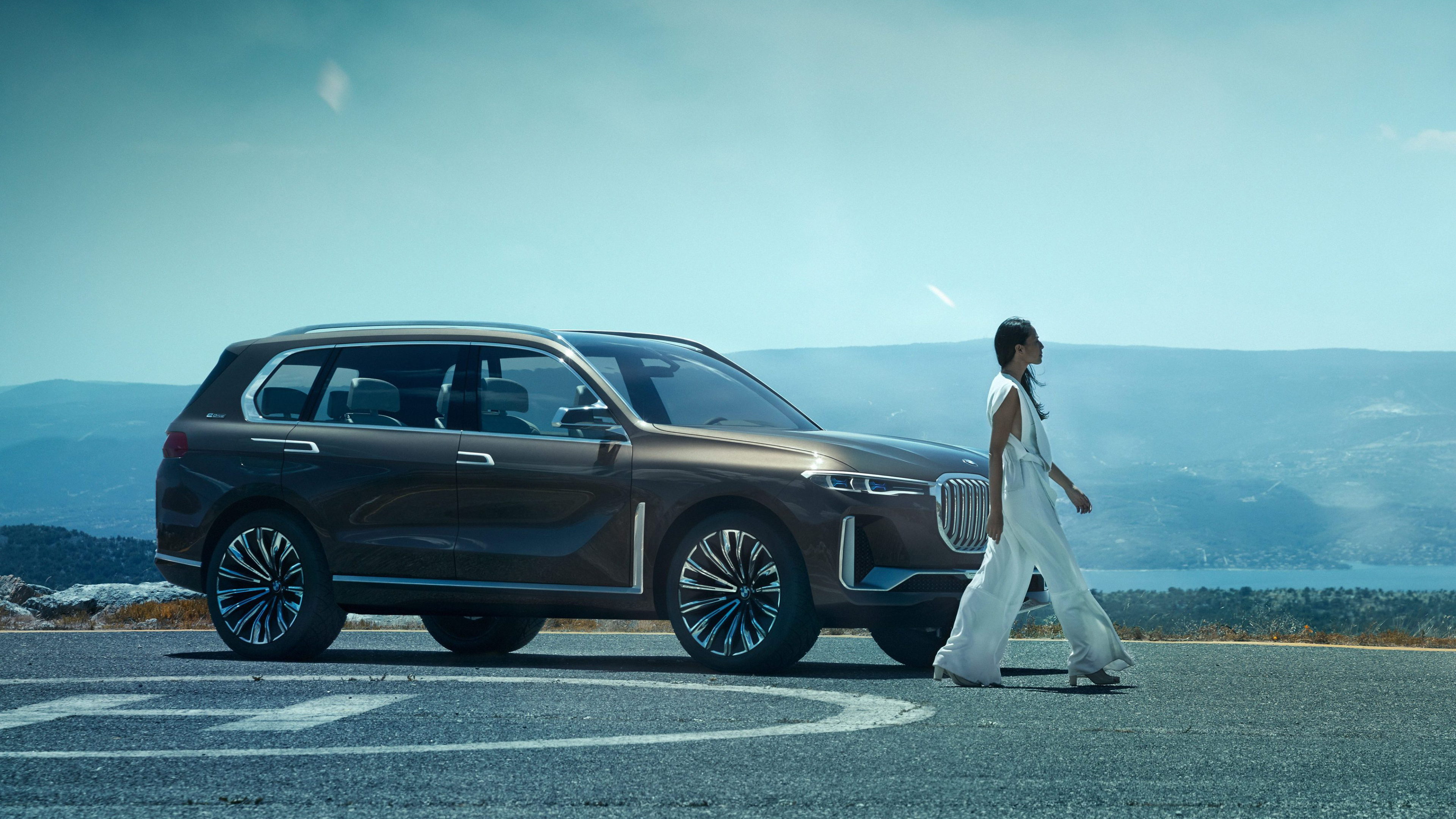 Обои BMW х7, bmw, авто, международный автосалон в Германии, range rover в разрешении 3840x2160