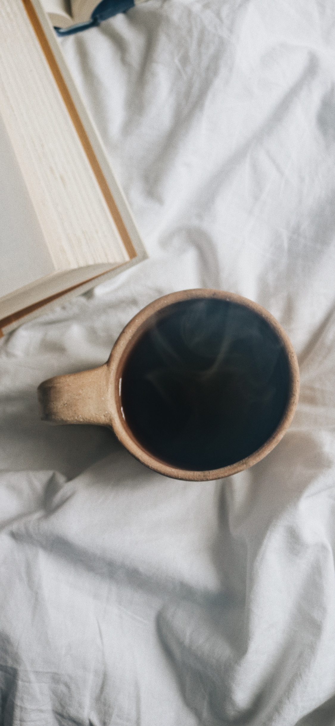 Обои очки, металл, кофе, уход за зрением, солнечные очки в разрешении 1125x2436