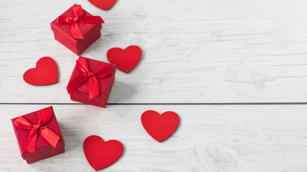 Обои День Святого Валентина, сердце, красный цвет, лепесток, любовь в разрешении 1280x720