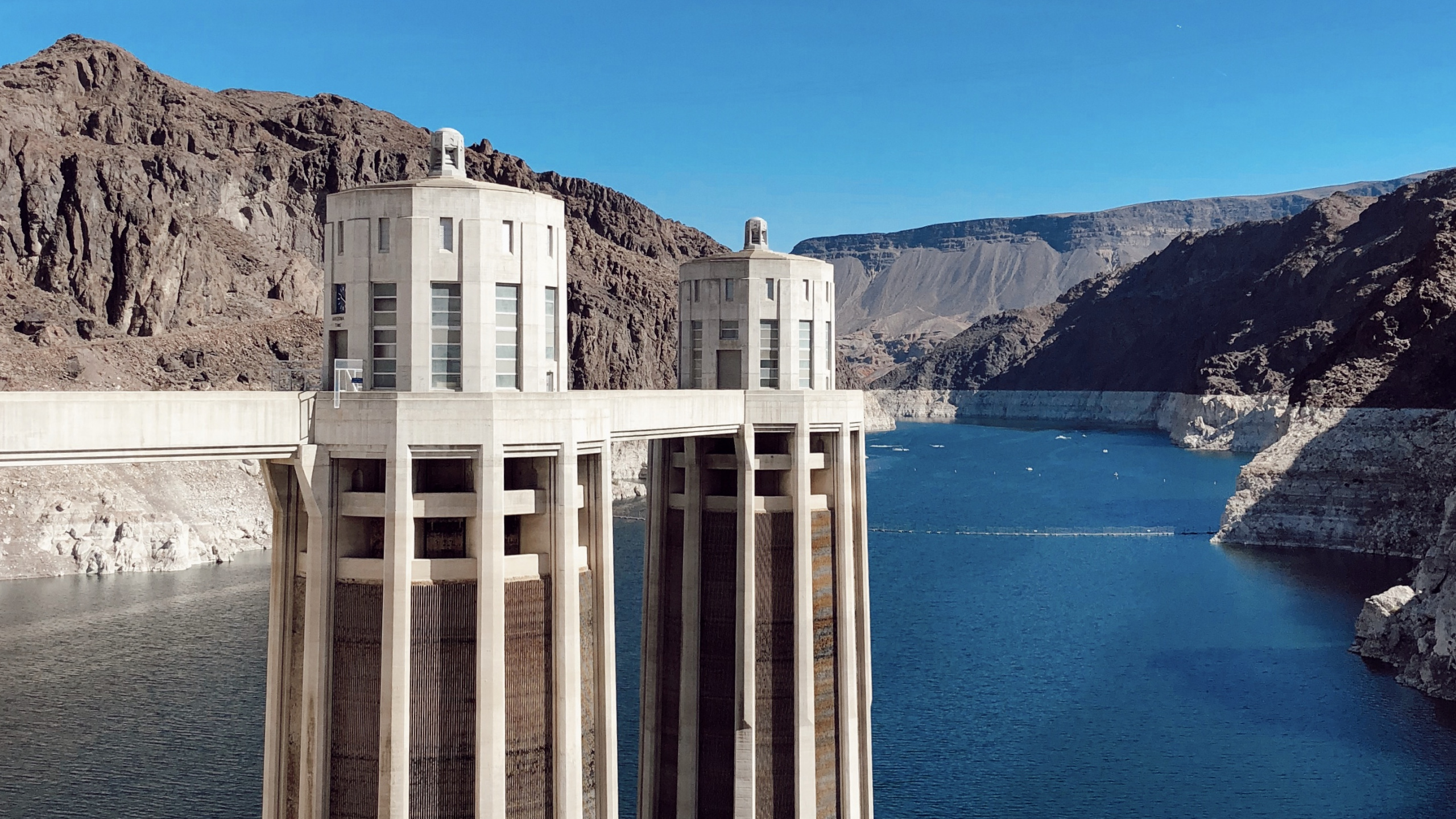 Обои плотина Гувера, гидроресурсы, водохранилище, вода, водоем в разрешении 2560x1440