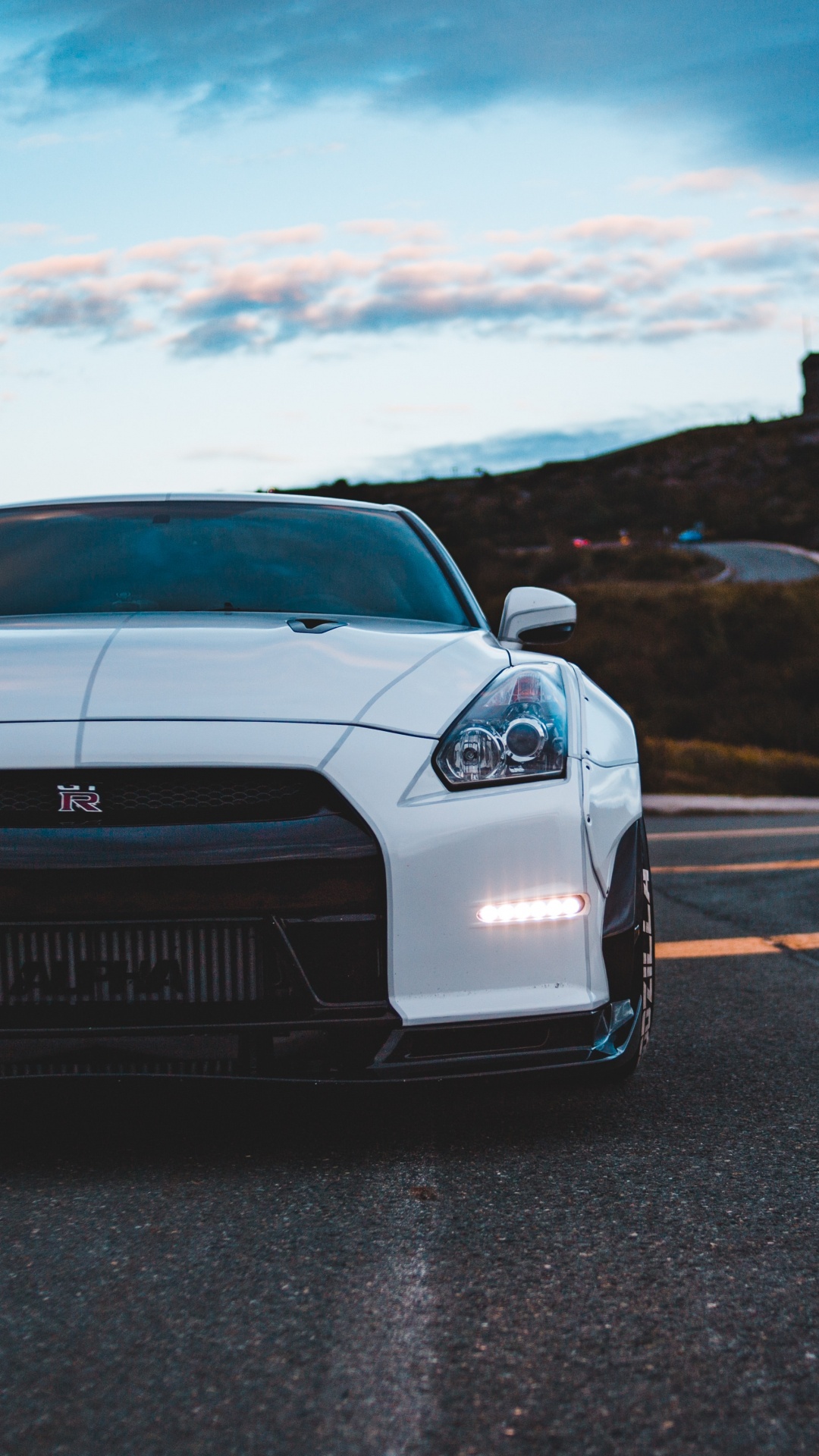 Обои спорткар, Ниссан, суперкар, кузов купе, nissan gt r в разрешении 1080x1920