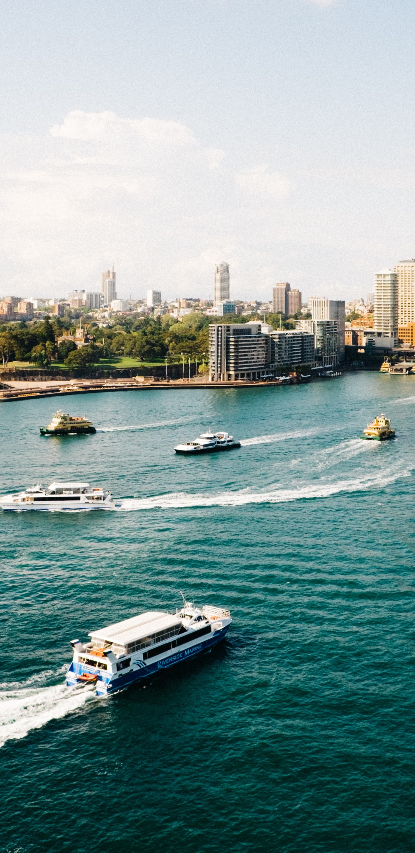 Обои Сидней Австралия, Сиднейский центральный деловой район, Пляж Бонди, австралийский музей, вода в разрешении 1440x2960
