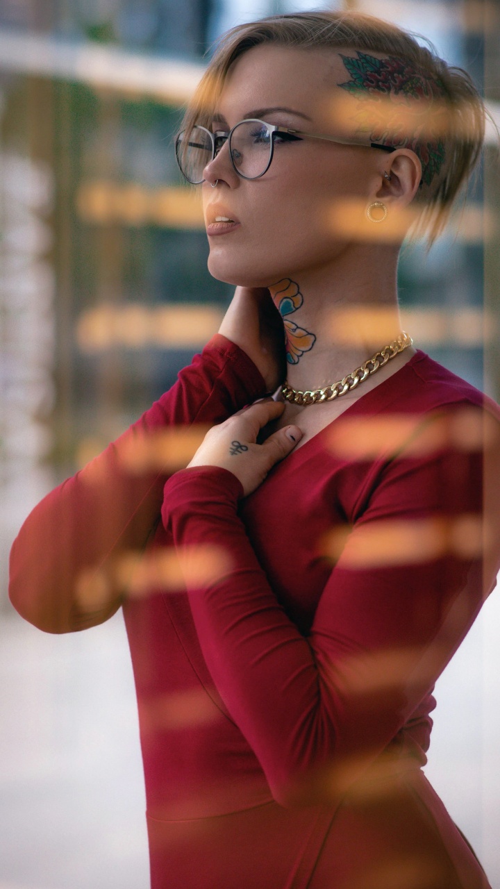 Обои красота, солнечные очки, фэшн, человек, волосы в разрешении 720x1280