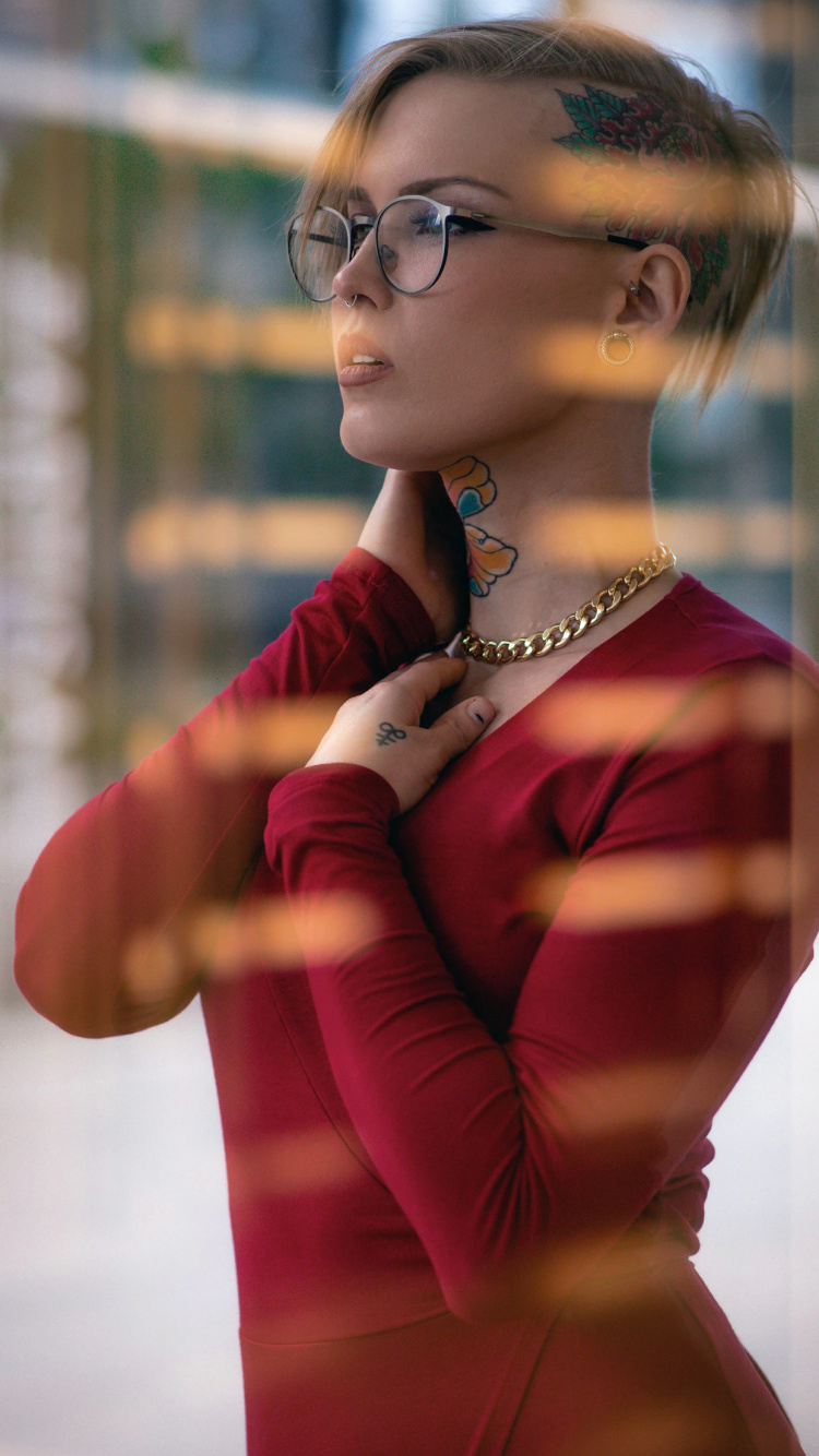 Обои красота, солнечные очки, фэшн, человек, волосы в разрешении 750x1334