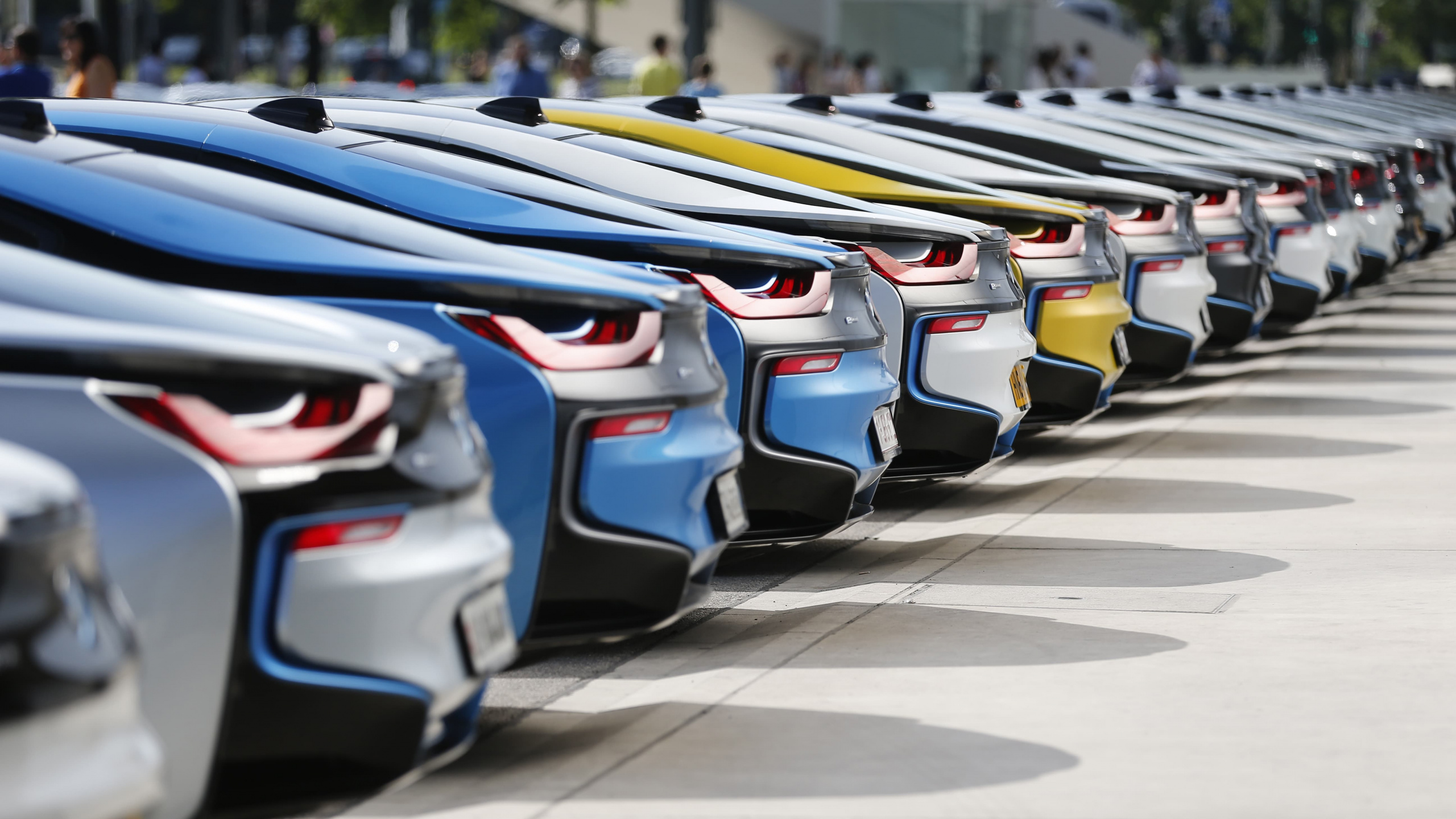 Обои авто, спорткар, bmw, автомобильный экстерьер, электромобиль в разрешении 2560x1440